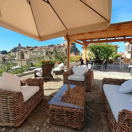 Guest house Alloggi Mario & Marta Giglio Castello