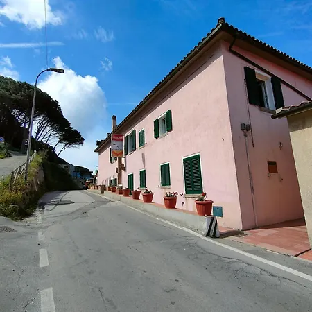 Guest house Alloggi Mario & Marta Giglio Castello